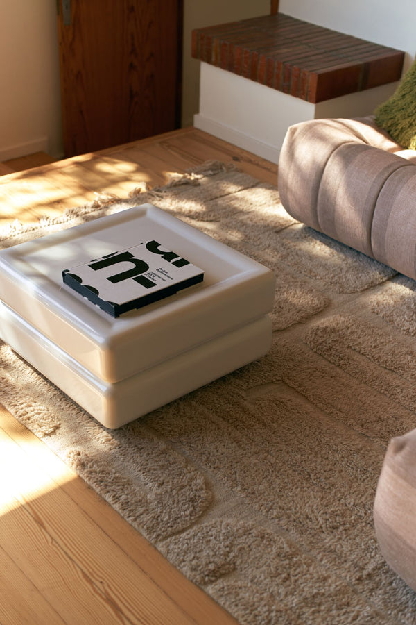 Space coffee table white