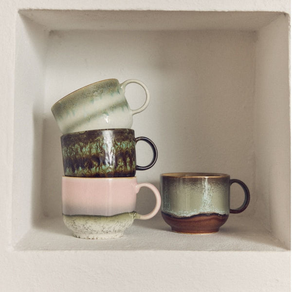 70s ceramics: tea cup, muse