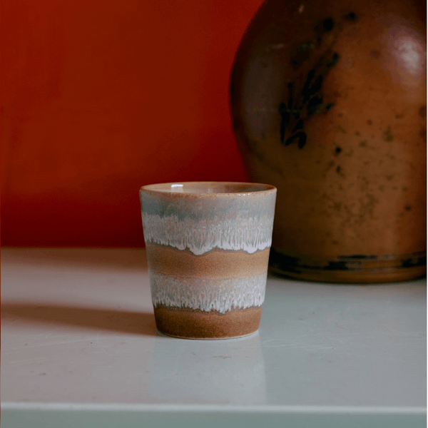 70s ceramics: coffee mug, skyline