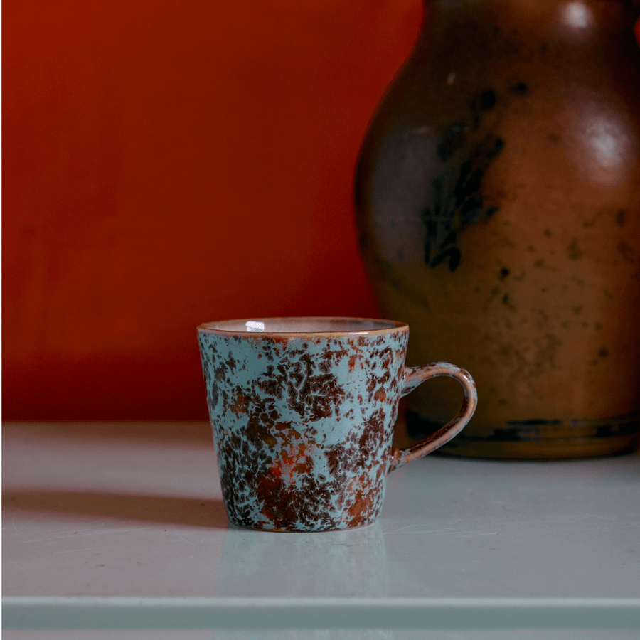 70s ceramics: americano mug, patina