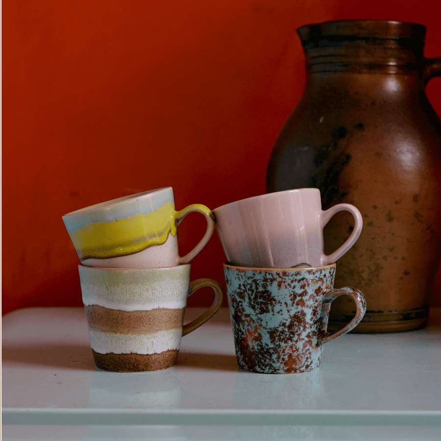 70s ceramics: americano mug, patina