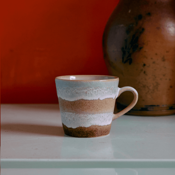 70s ceramics: cappuccino mug, skyline