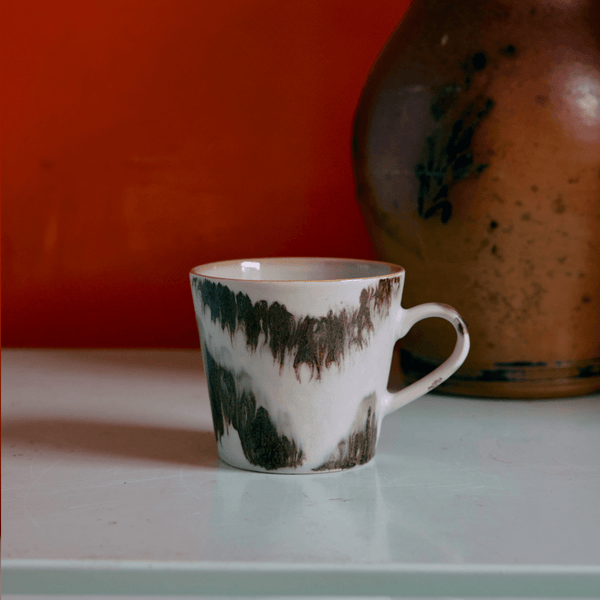 70s ceramics: cappuccino mug, tide