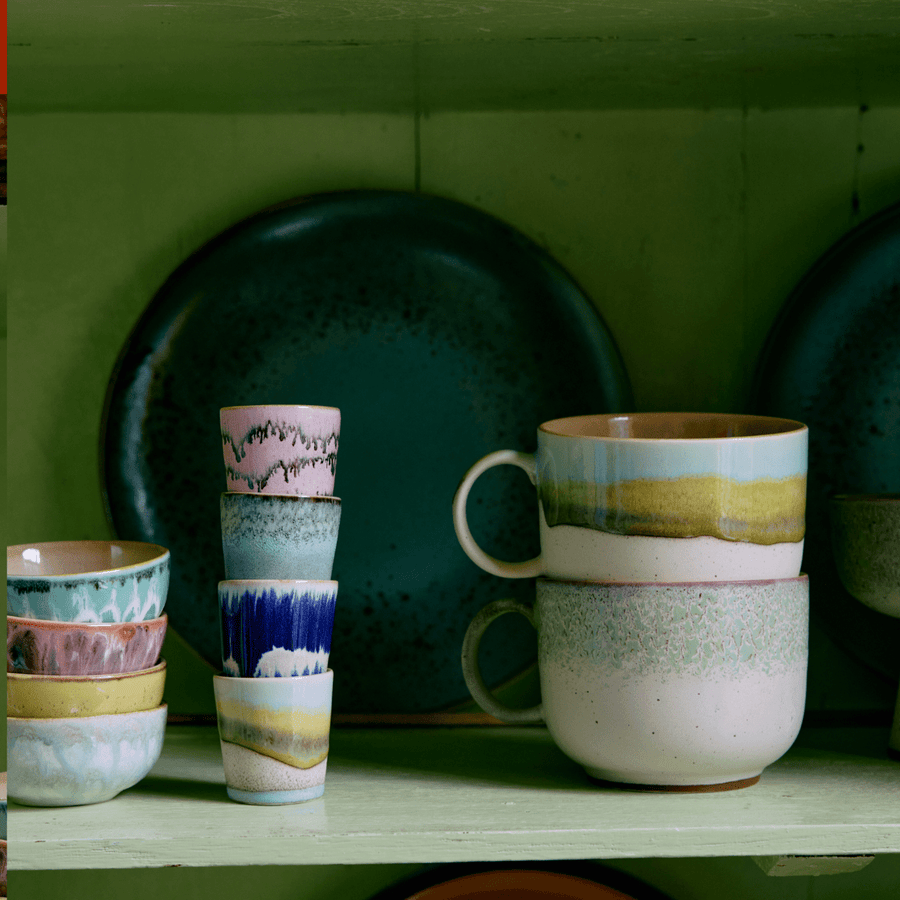 70s ceramics: tea cup, slush