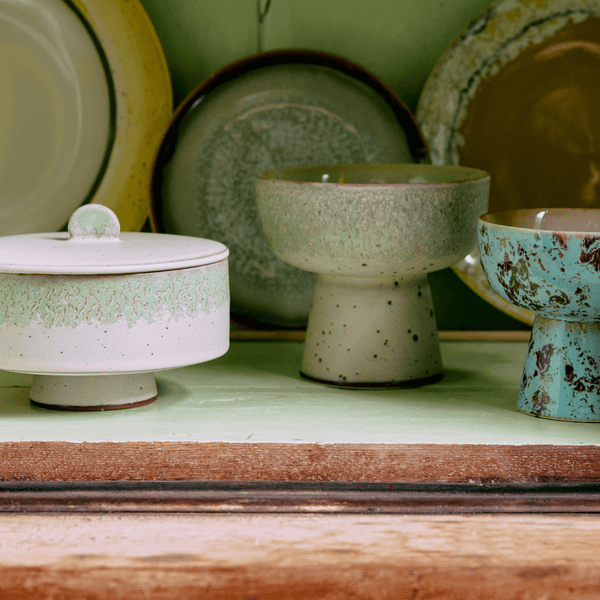 70s ceramics: bonbon bowl, petal
