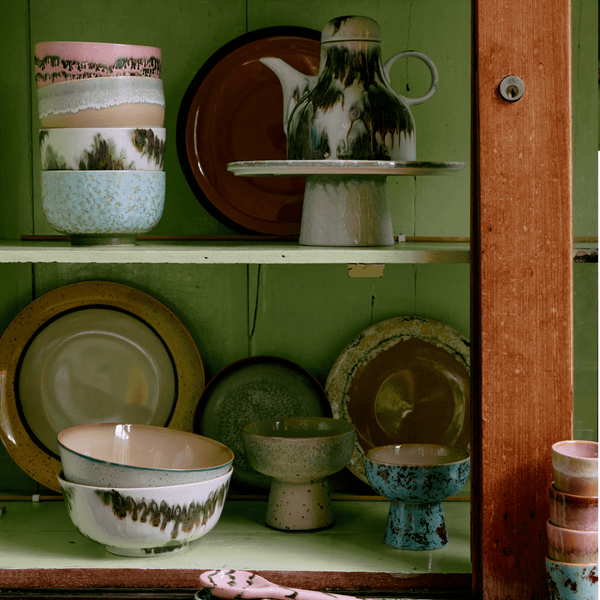 70s ceramics: plateau M, smudge