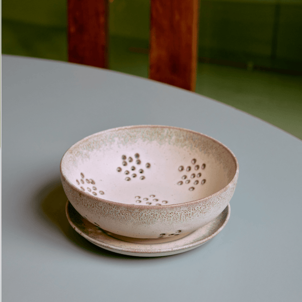 70s ceramics: berry bowl, slush