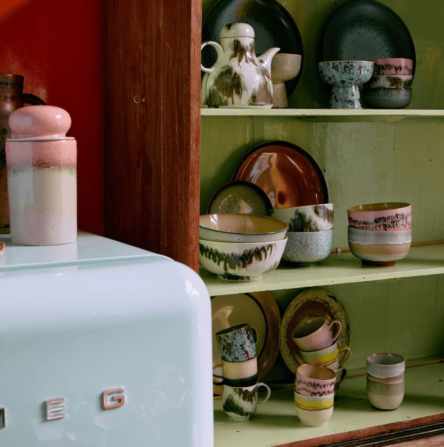 70s ceramics: coffee pot, tide