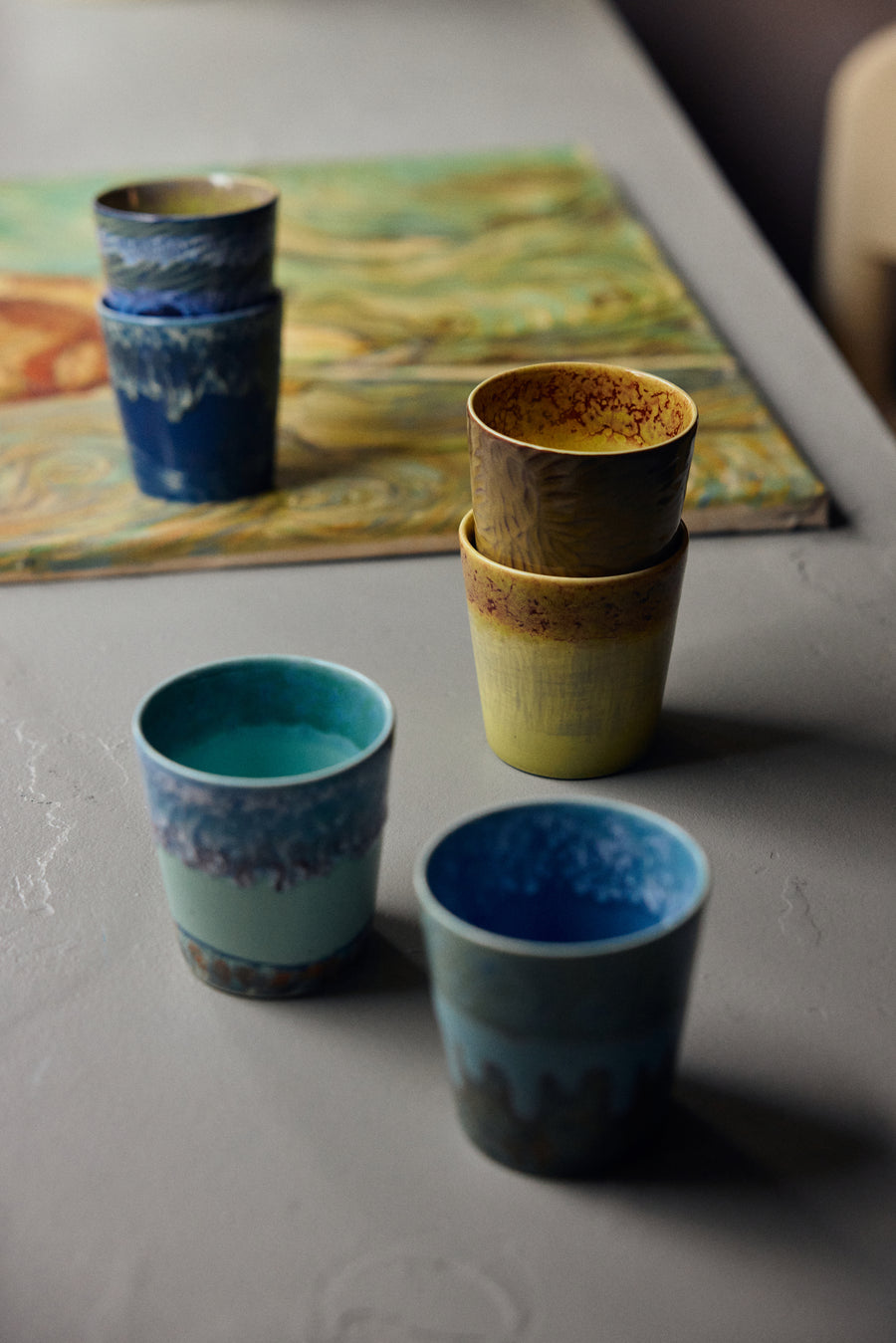 Koffimeok 70s ceramics Van Gogh sunflowers (set van 2)