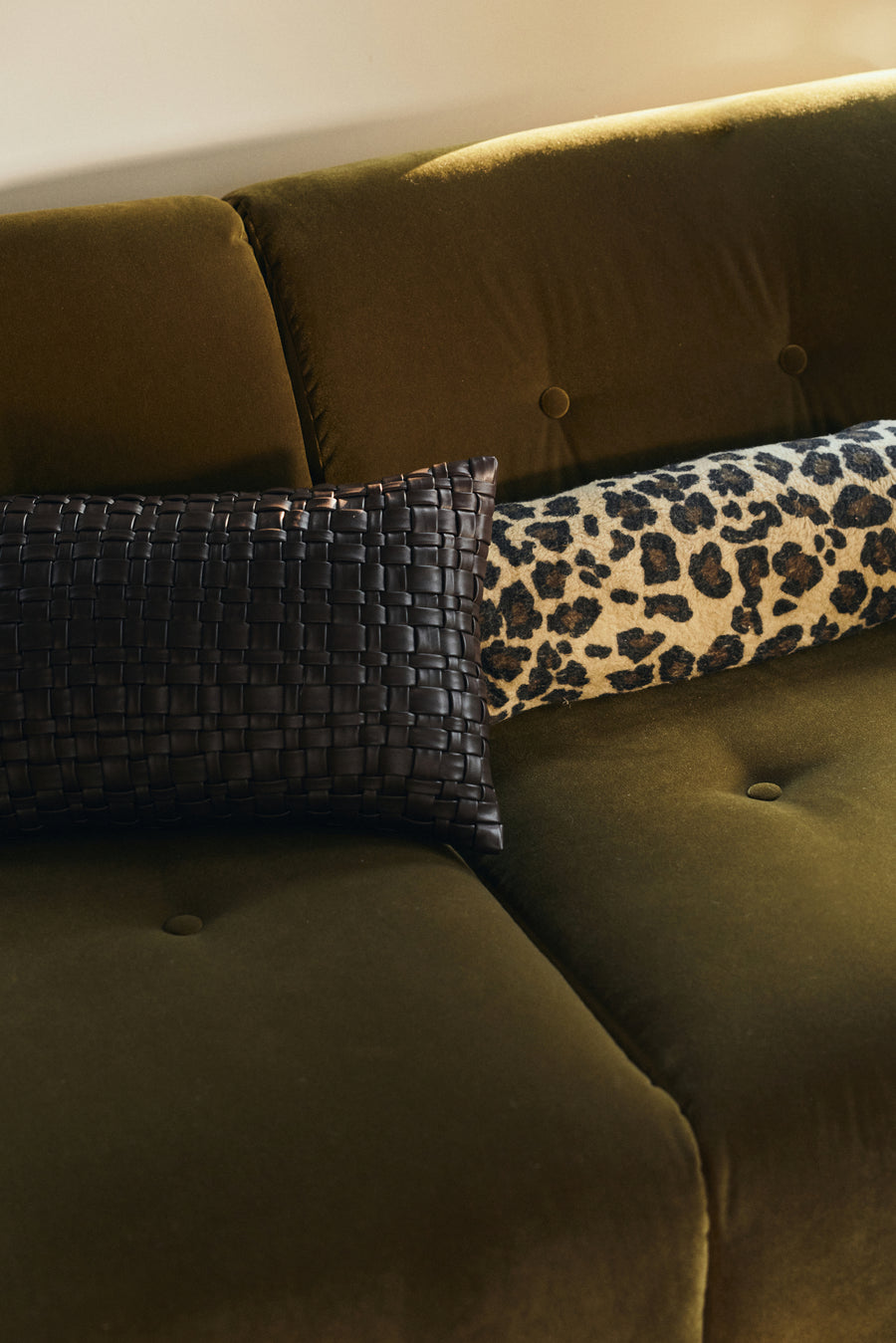 Kussen woven chocolate brown