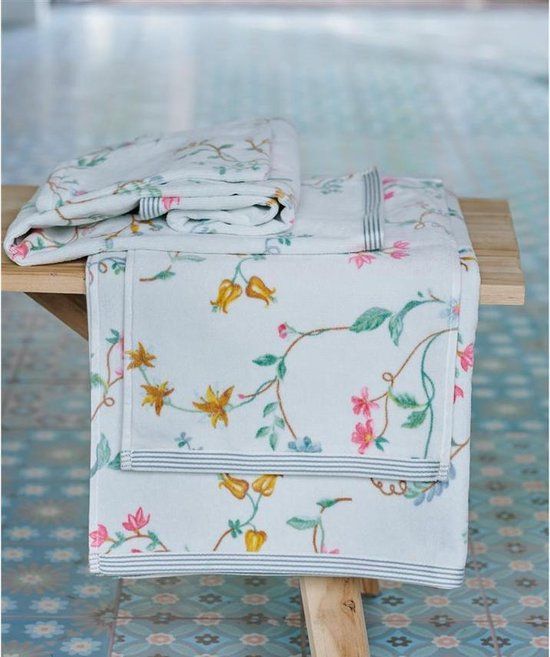 Pip Studio Les Fleurs Guest Towel White