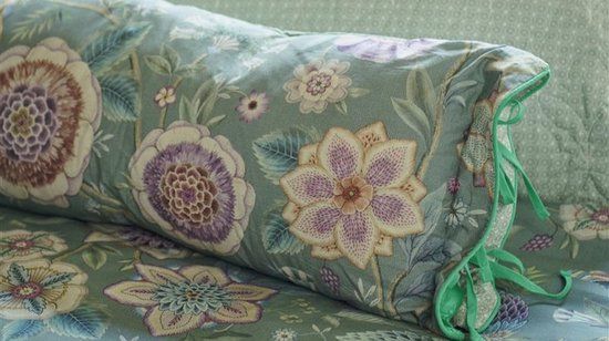 Pip Studio Viva Las Flores Long Cushion Green