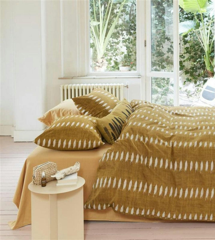 vtwonen Ikat Ochre