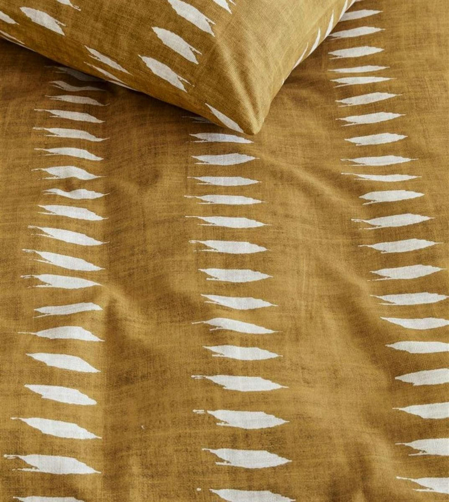 vtwonen Ikat Ochre