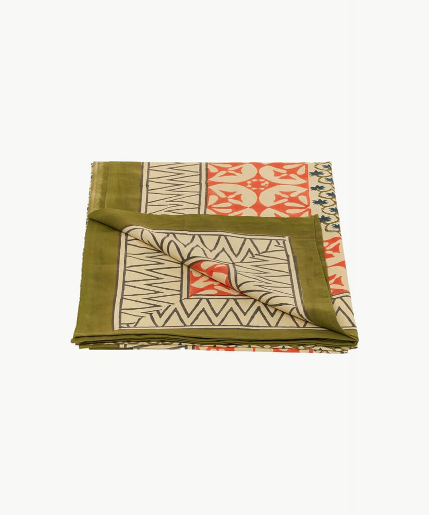 Faina throw