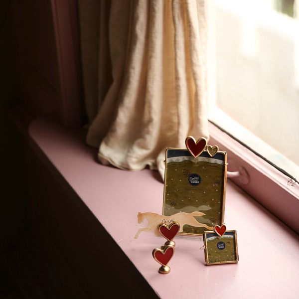 Pyar Heart Frame Mini