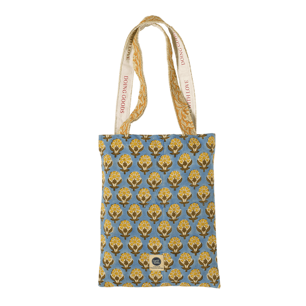 Blue Emma Single Throw in Tote Bag