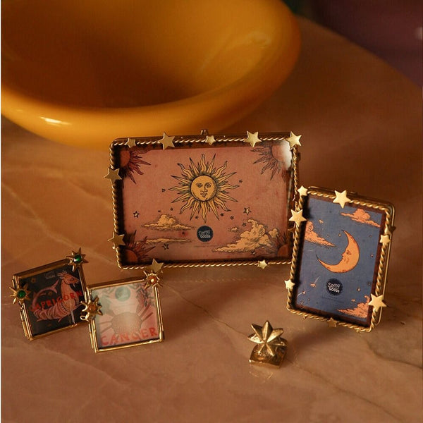 Luna Star Frame Small