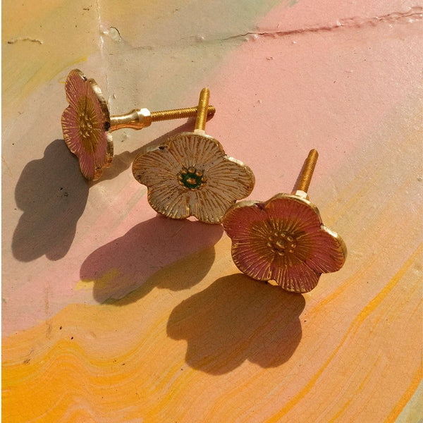 Faye Flower Knob Pink