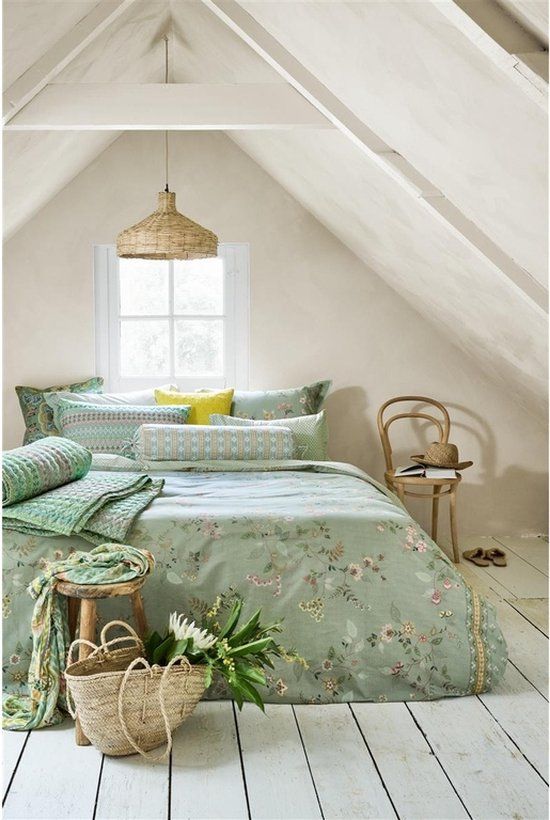 PIP Kili Flower Green 240x200/220
