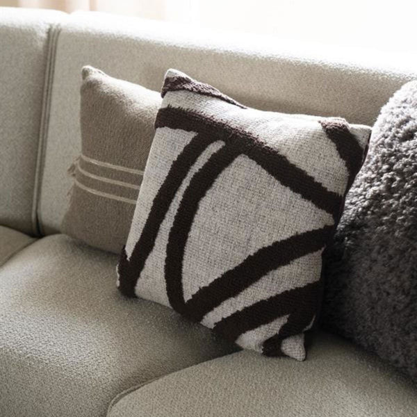 Pillow Majani - dark brown