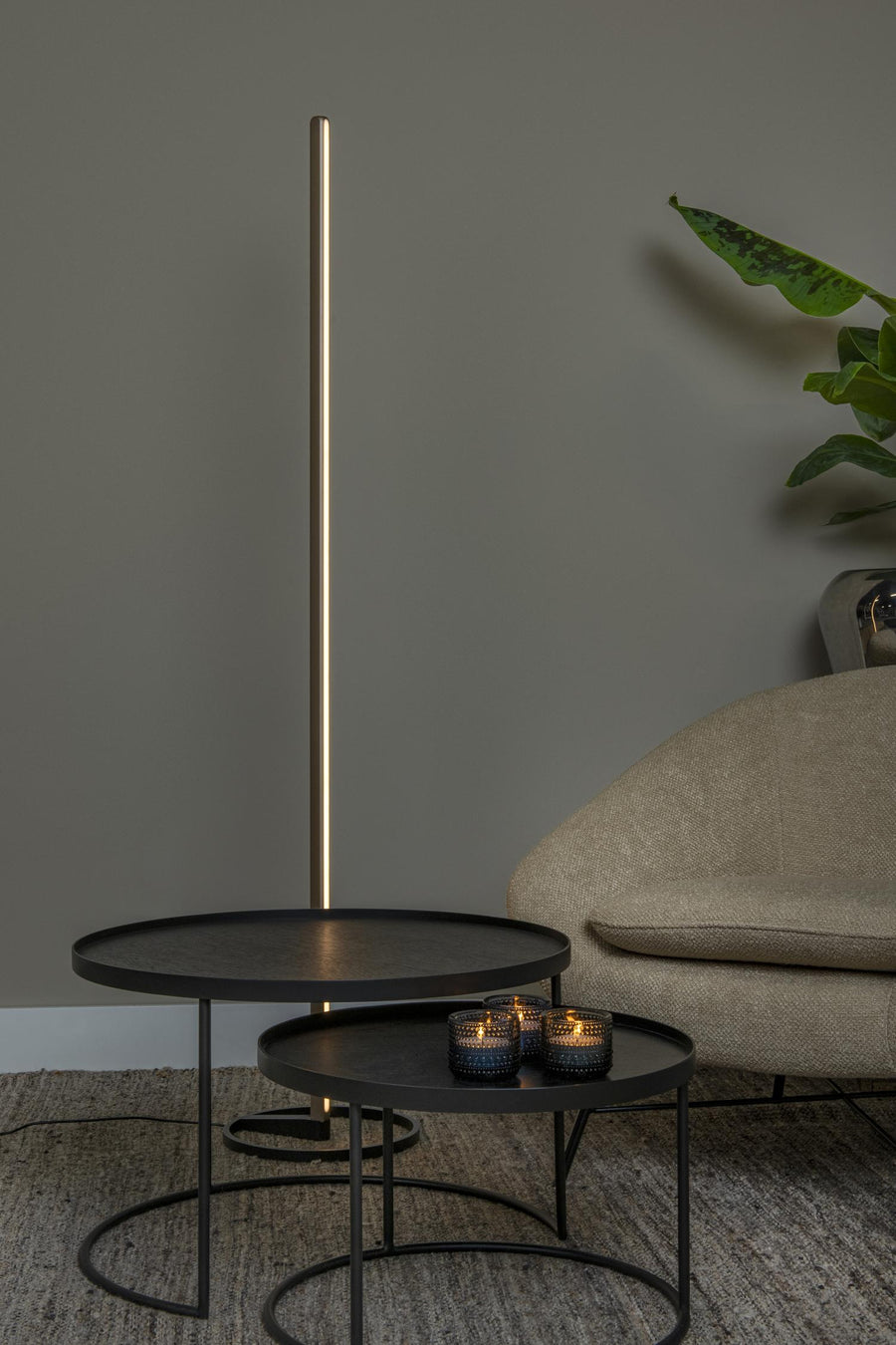 Lucide BRAGA dimbare LED-vloerlamp Ø 29,7 cm, 22 W, 2700–4000 K, koffie