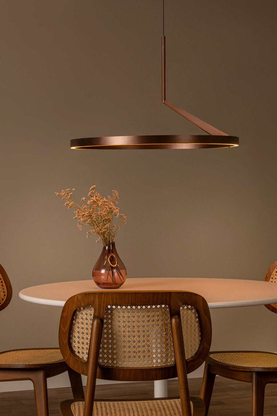 Lucide APPLAUSE dimbare LED-hanglamp met bewegingssensor Ø 60 cm, 32 W, 2700–4000 K, koffie