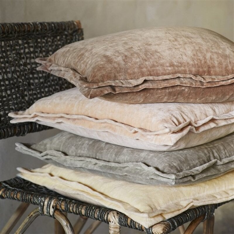 Velvet cushion cover incl. 50x50 down cushion filler