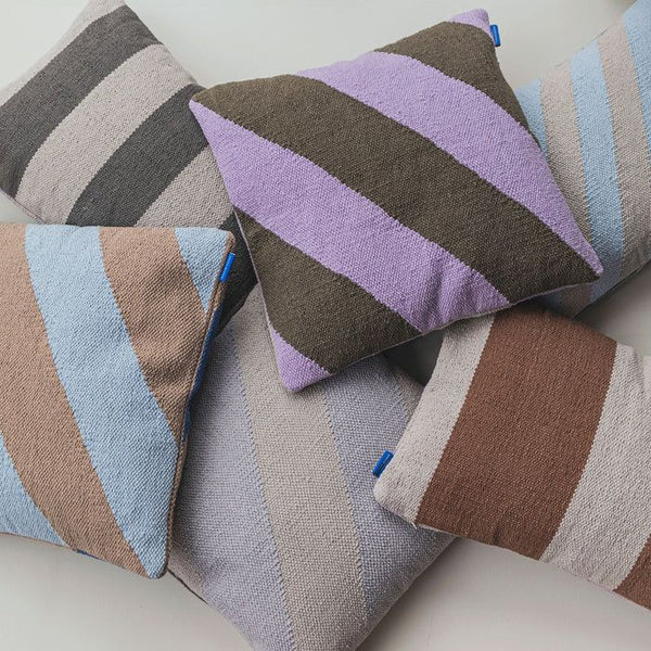 Across kilim cushion cover 50x50 , light lila + natural filled inner cushion 50x50