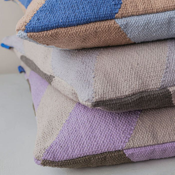 Across kilim cushion cover 50x50 , light lila + natural filled inner cushion 50x50