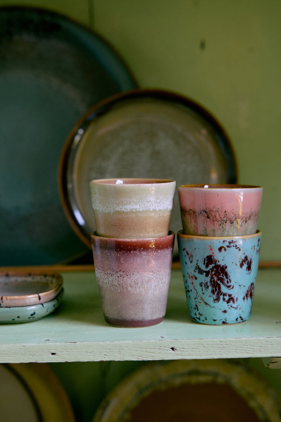 Ristrettomok 70s ceramics futurism roze