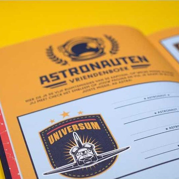 Astronauten vriendenboek