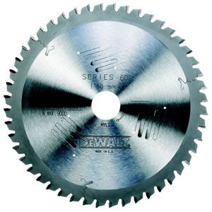 DT4322-QZ CZB 250x30x40t, wisseltand, positief 10°, kerf 3,0mm