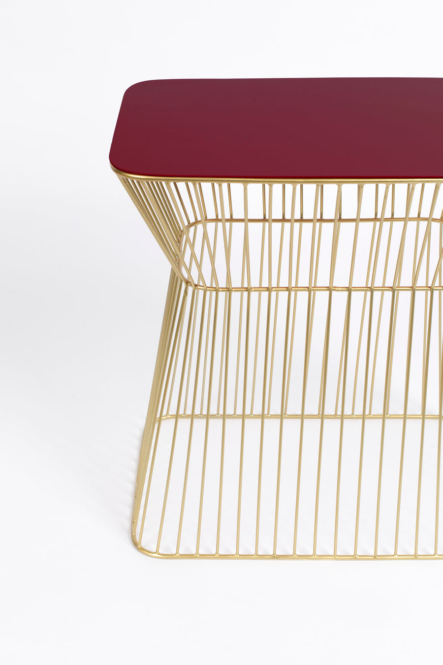 Zijtafel No Offence Wijn Rood
