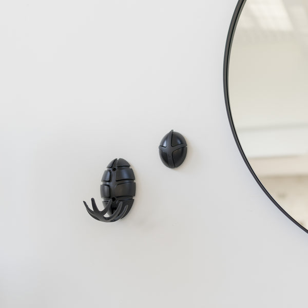 Wandhaak Bug zwart