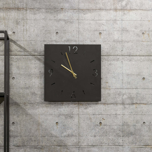 Klok Time 40 X 40 zwart