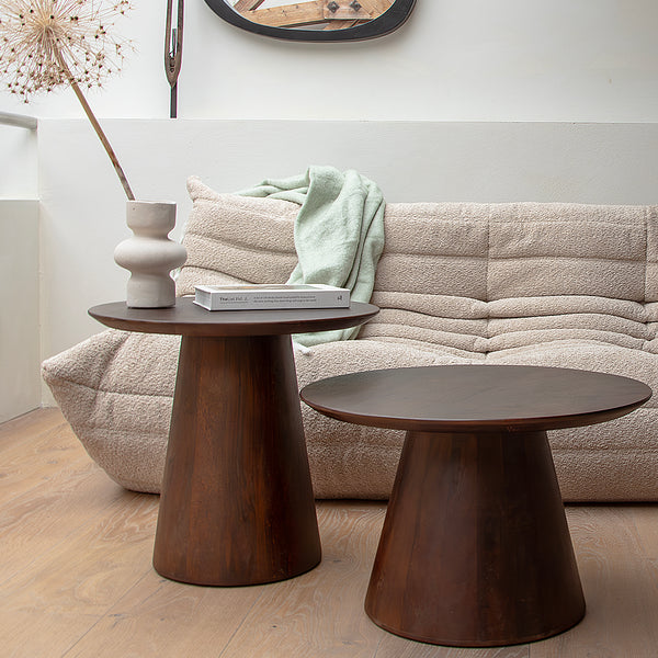 Bullnose mangohouten bijzettafel cone Ø 50 cm