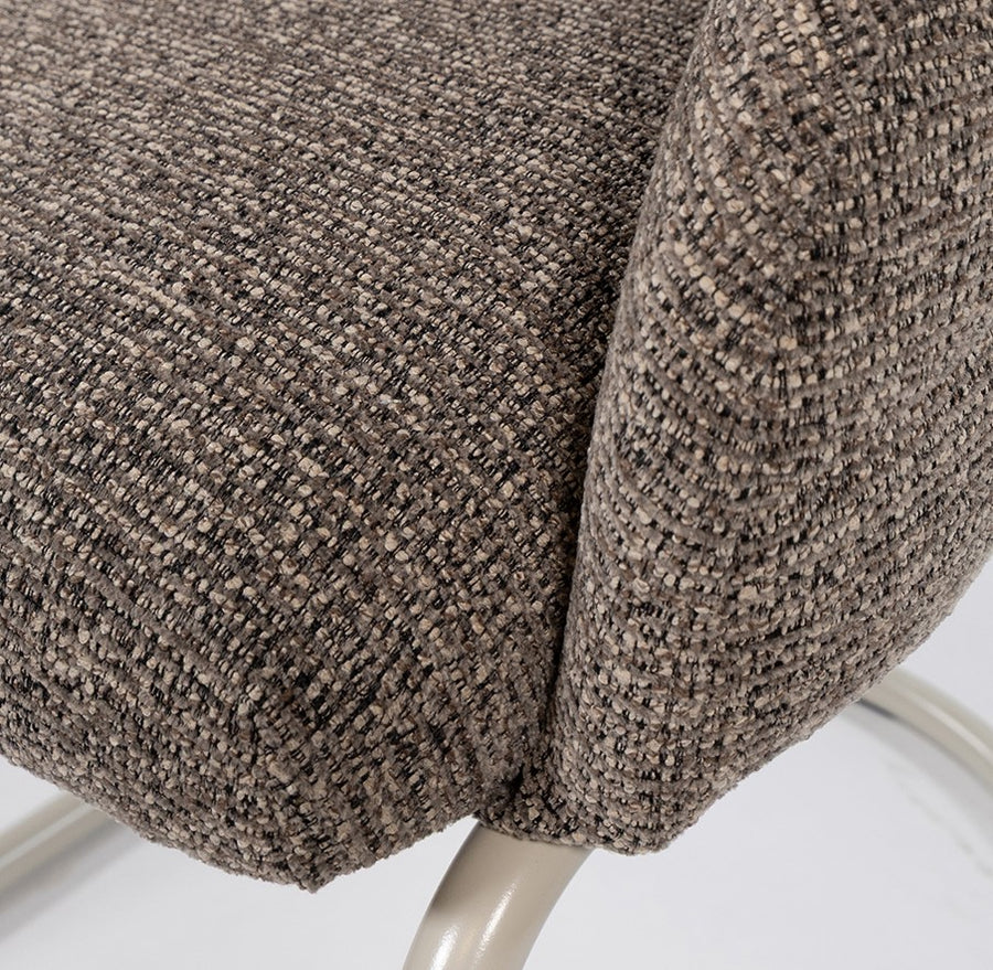 Taylor - armstoel - beige onderstel - present - brown 440