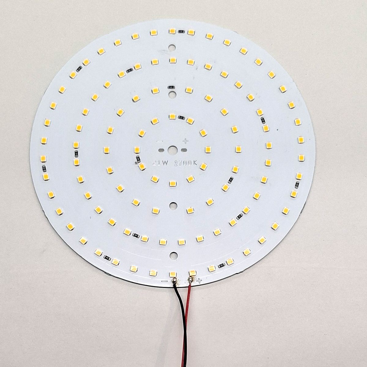2107 led 21w 24v 2700k upl.