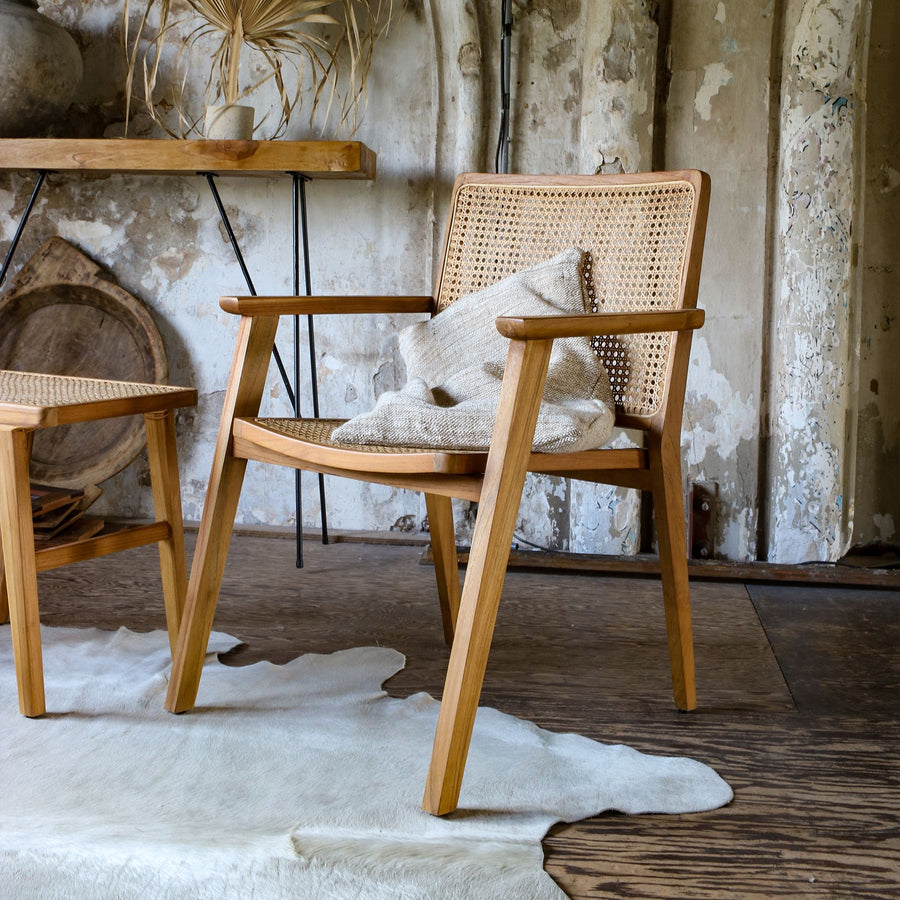 Nova teak eetkamerstoel met armleuning set van 2