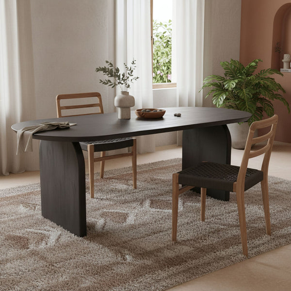 Bullnose dining table black 180 closed base