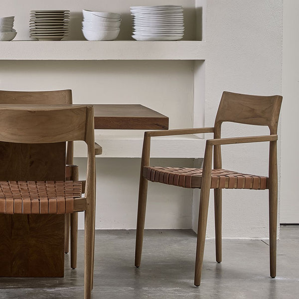 Freya teak eetkamerstoel met armleuning Naturel set van 2