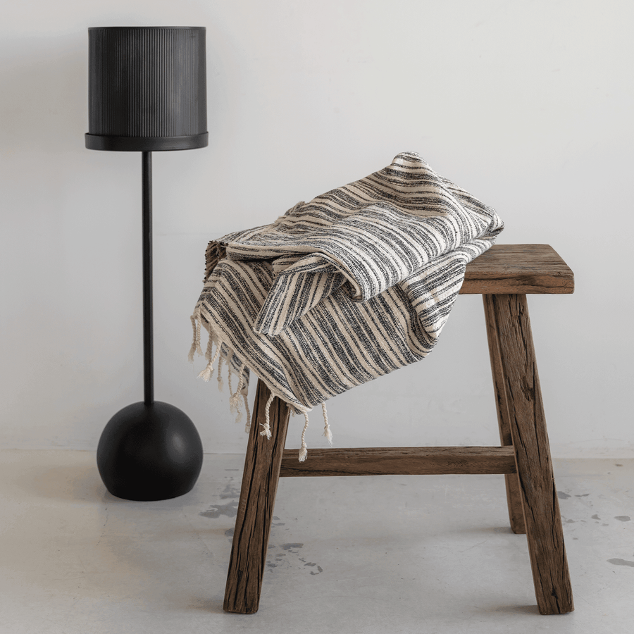 Plant stand Otsuni, black