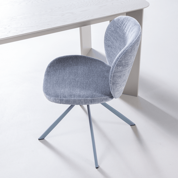 FEMKE EETKAMERSTOEL CHENILLE BLAUW