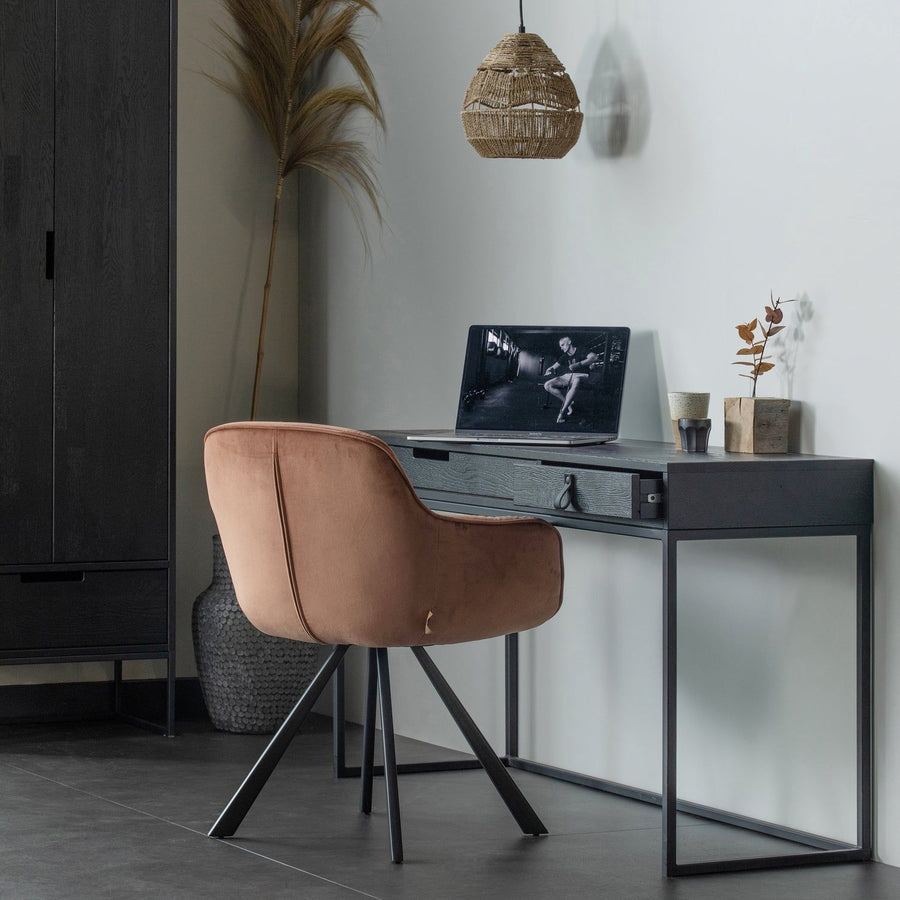 SILAS BUREAU ESSEN BLACKNIGHT [fsc]