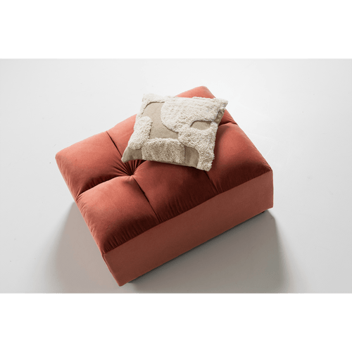 ALLURE HOCKER VELVET BLUSH