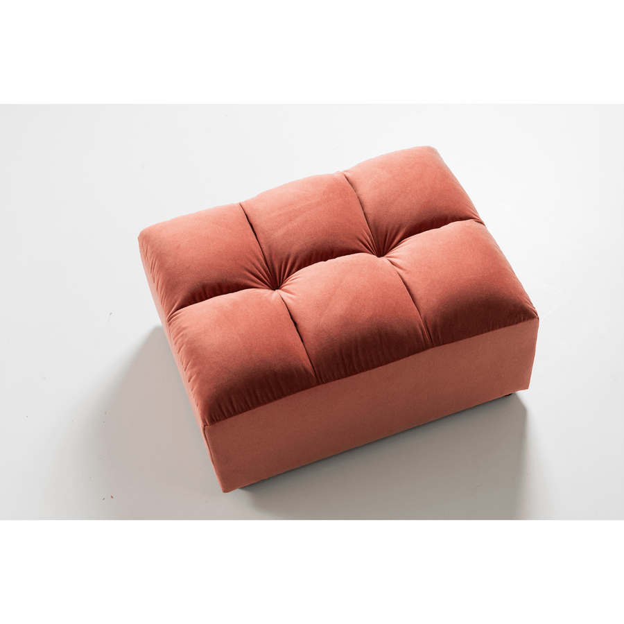 ALLURE HOCKER VELVET BLUSH