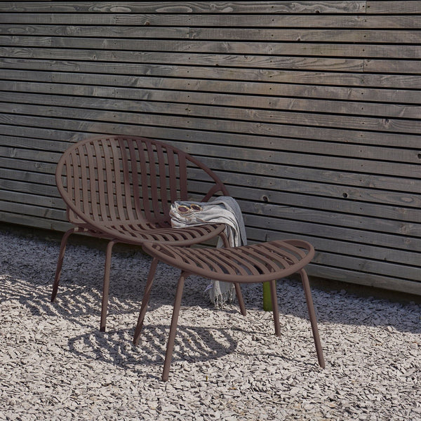 BRUCE TUIN LOUNGESTOEL + HOCKER PP/METAAL PAARS/BRUIN