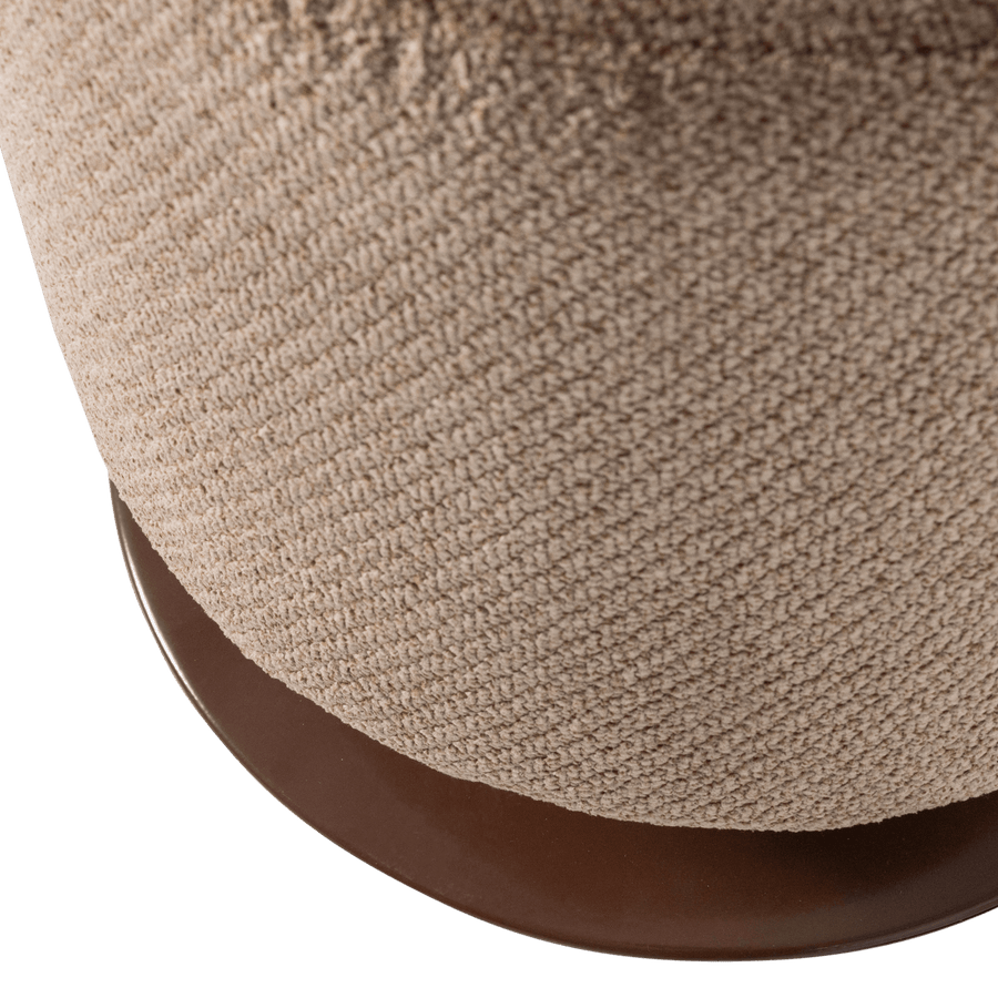 ISLEN POEF MET DRAAIVOET BOUCLE BRUIN