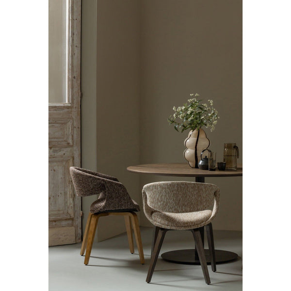YOSSI EETKAMERSTOEL BRUIN MET HOUTEN POOT NATUREL (set of 2)